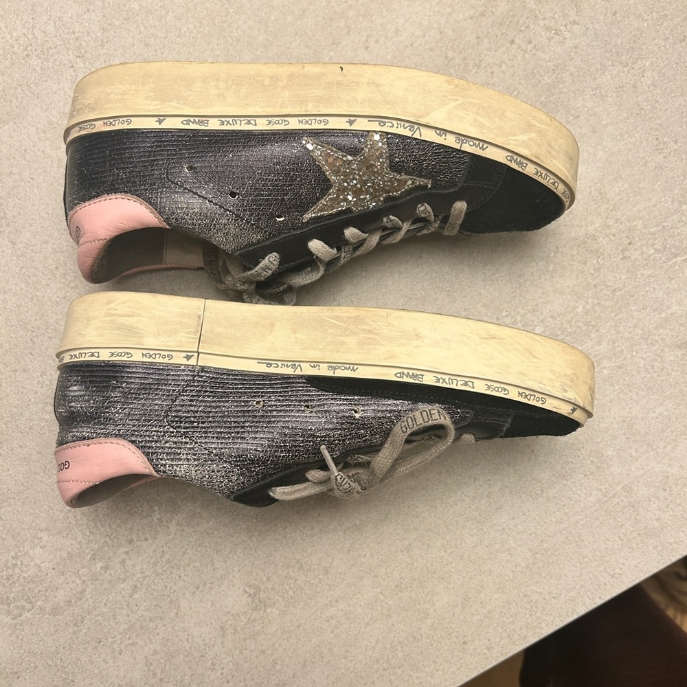 Women's Golden Goose superstar suede an glitter low top Sneakers - Picture 3 of 7